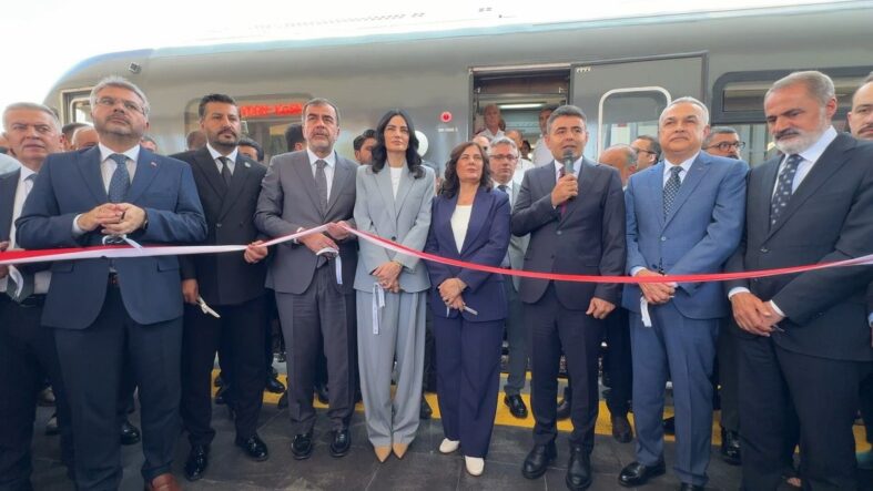 AYBAN Banliyö Hattı hizmete açıldı